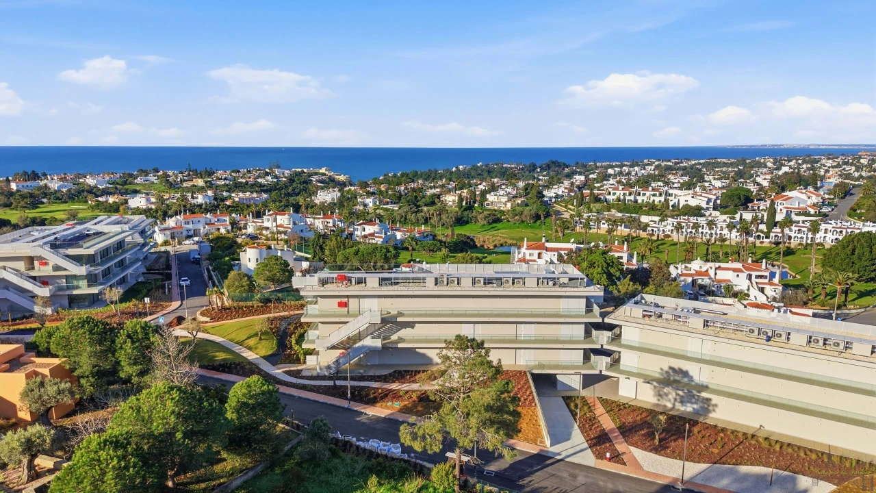 Apartamento T2 para Venda em Lagoa e Carvoeiro Foto 11