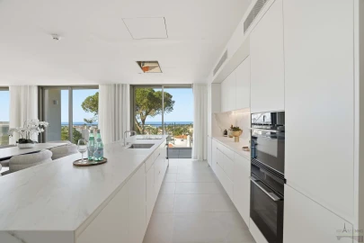 Apartamento T4 para Venda em Lagoa e Carvoeiro