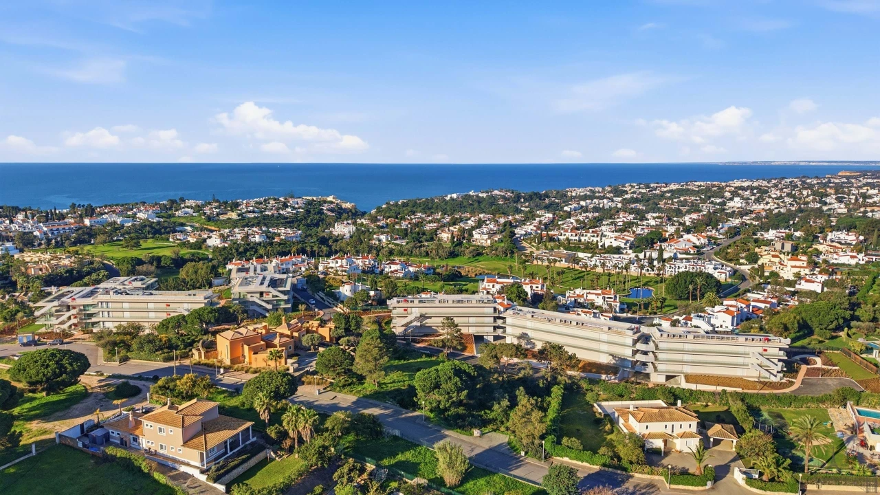 Apartamento T4 para Venda em Lagoa e Carvoeiro Foto 47