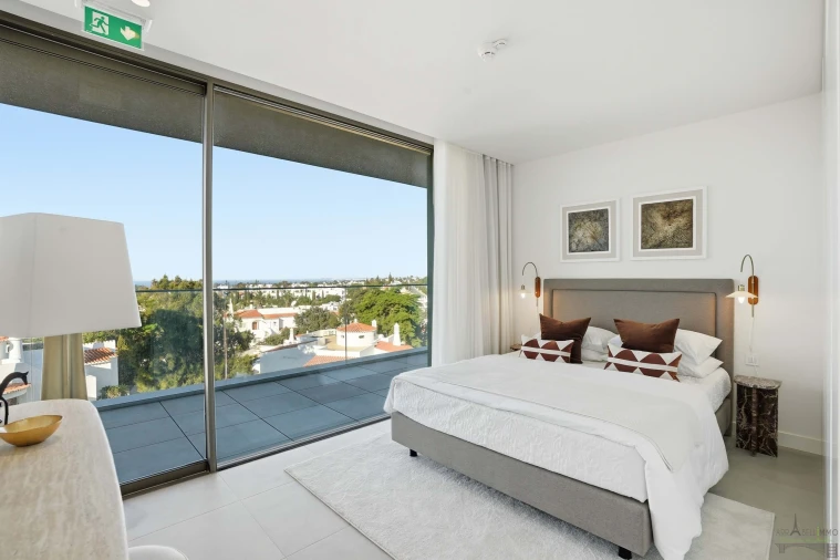 Apartamento T4 para Venda em Lagoa e Carvoeiro Foto 17