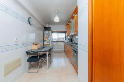 Apartamento T3 para Venda em Póvoa de Santa Iria e Forte da Casa
