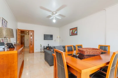 Apartamento T3 para Venda em Póvoa de Santa Iria e Forte da Casa