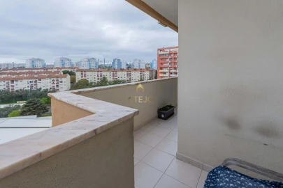 Apartamento T3 para Venda em Póvoa de Santa Iria e Forte da Casa