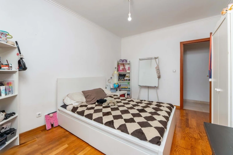 Apartamento T3 para Venda em Póvoa de Santa Iria e Forte da Casa Foto 19