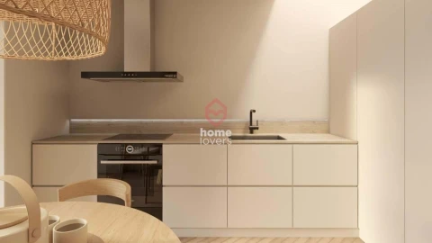 Apartamento T1 para Venda em Santa Maria do Castelo e Santiago e Santa Susana