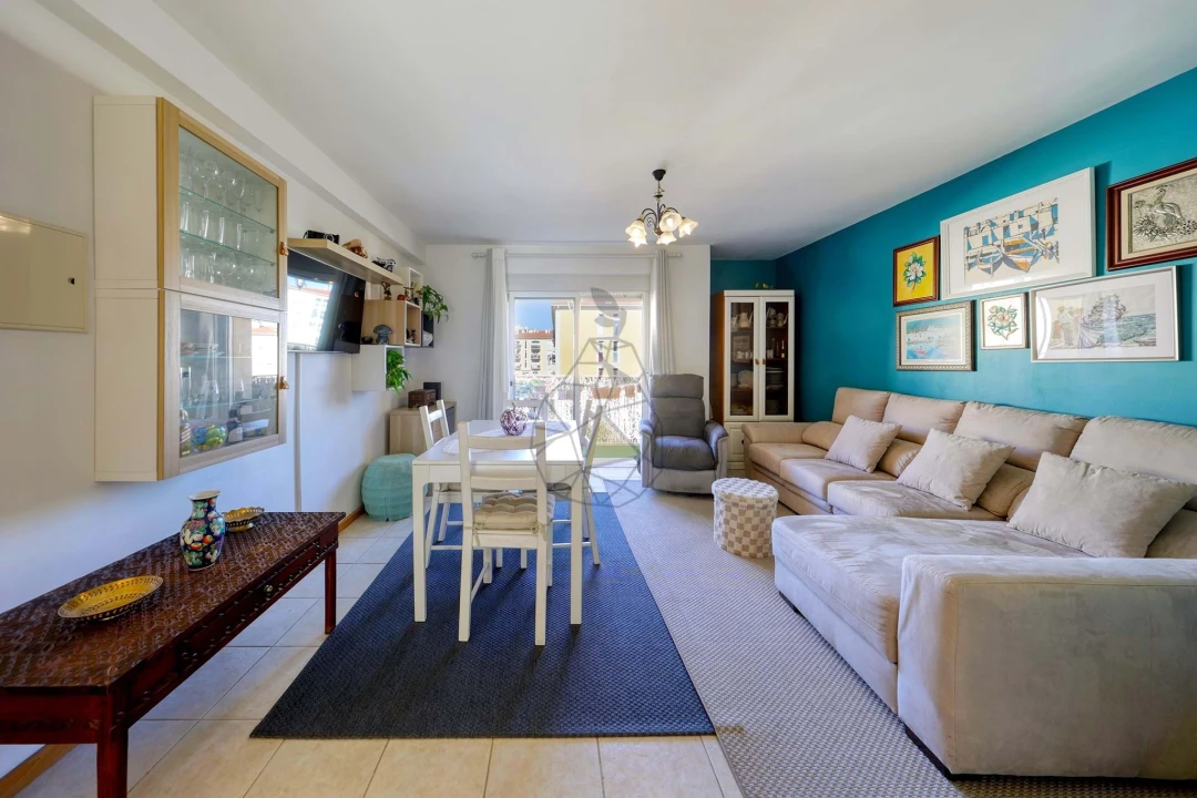 Apartamento T3 para Venda em Portimão Foto 1