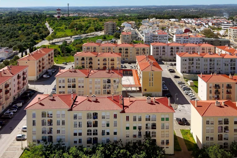 Apartamento T3 para Venda em Portimão Foto 36