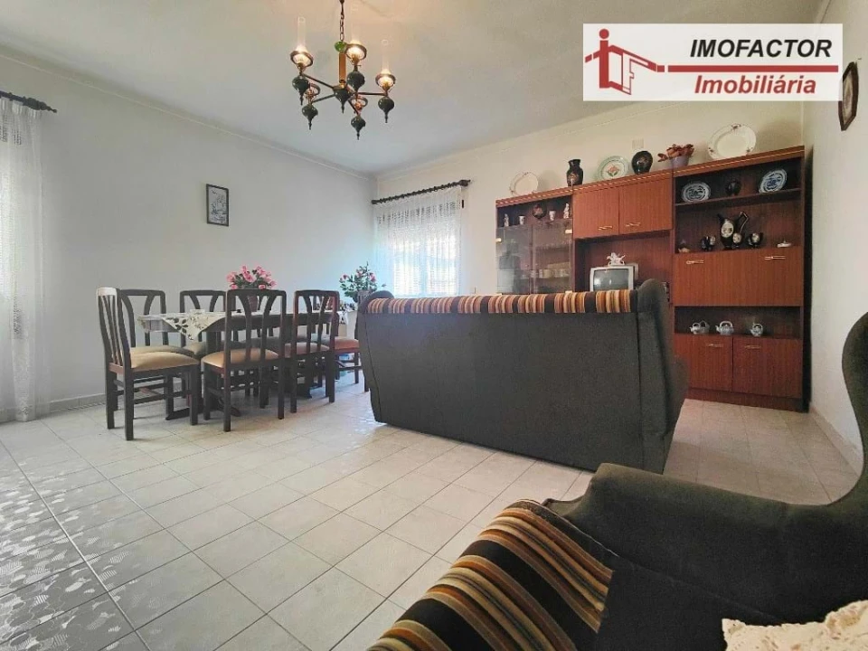 Moradia T5 para Venda em Ladoeiro Foto 18