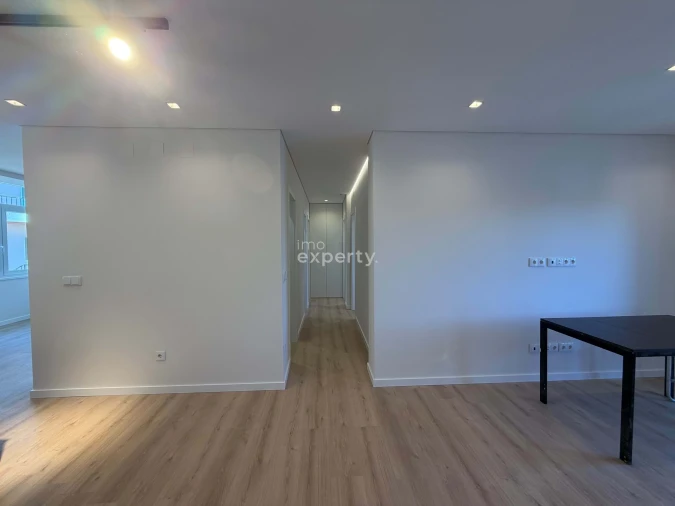 Apartamento T3 para Venda em Tavarede Foto 7