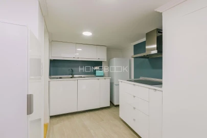 Apartamento T1 para Arrendamento em Santa Maria Maior