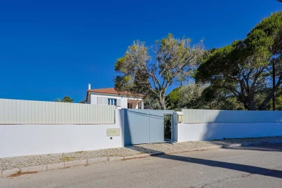 Moradia T5 para Venda em Colares