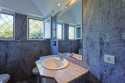 Moradia T5 para Venda em Colares