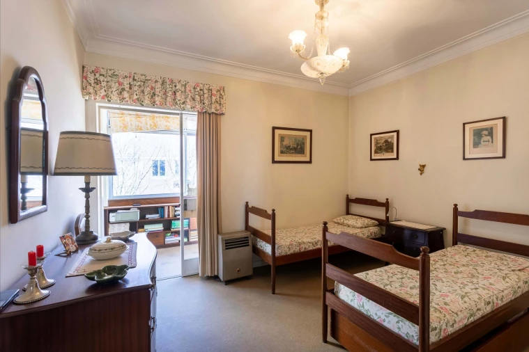 Apartamento T5 para Venda em Estrela Foto 9