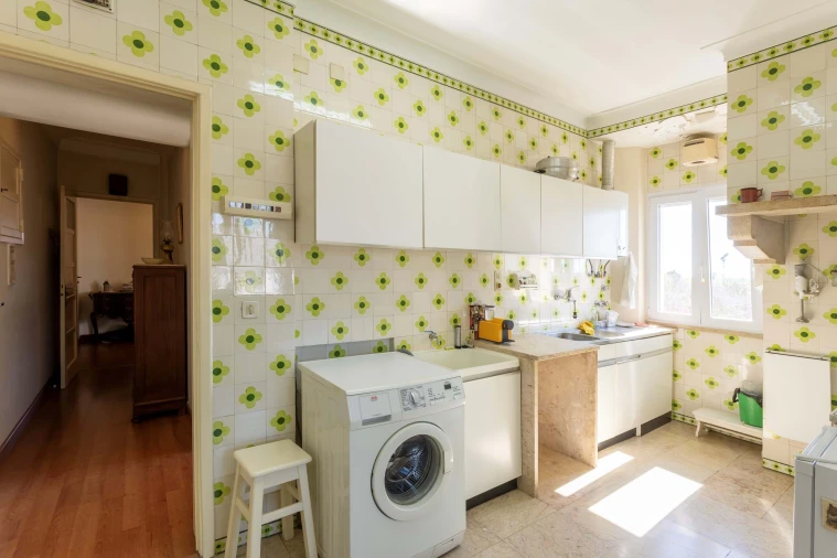 Apartamento T5 para Venda em Estrela Foto 10
