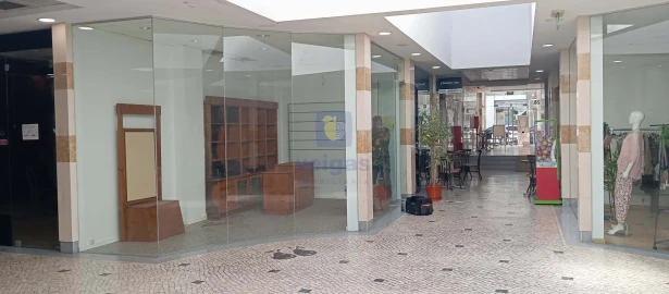 Negócio para Venda em Bombarral e Vale Covo