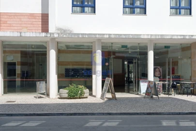 Negócio para Venda em Bombarral e Vale Covo