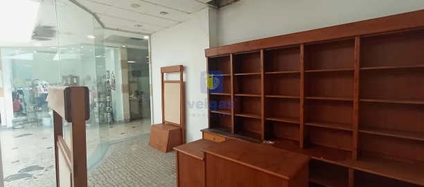 Negócio para Venda em Bombarral e Vale Covo