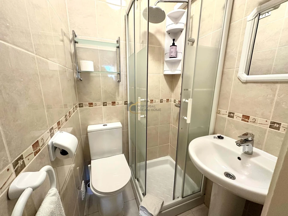 Apartamento T2 para Venda em Albufeira e Olhos de Água Foto 16