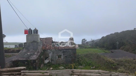Terreno para Venda em Serreta