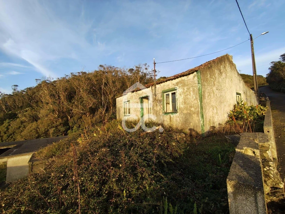 Terreno para Venda em Serreta Foto 1