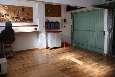 Garagem para Venda em Laranjeiro e Feijó