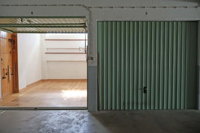 Garagem para Venda em Laranjeiro e Feijó