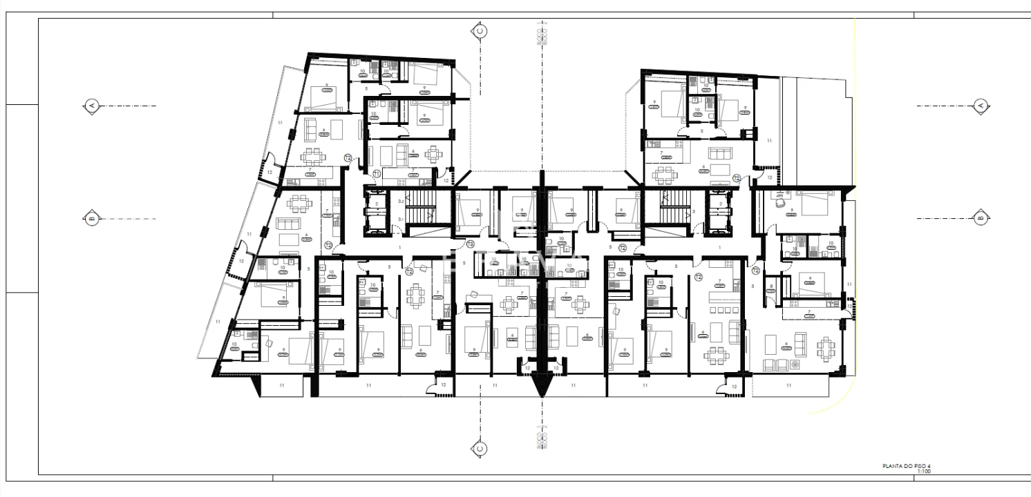 Terreno para Venda em Quarteira Foto 13