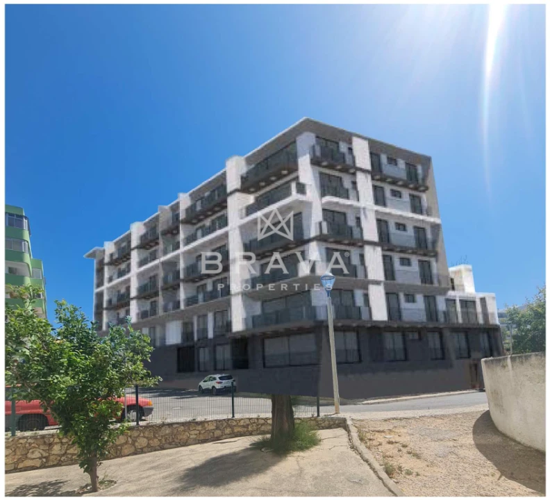 Terreno para Venda em Quarteira Foto 2