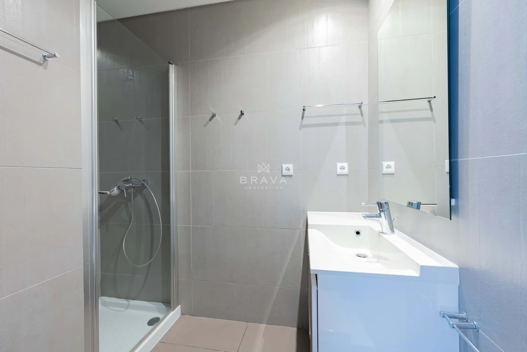 Apartamento T3 para Venda em Quarteira Foto 23