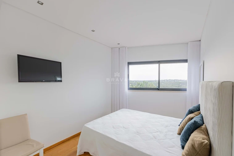 Apartamento T3 para Venda em Quarteira Foto 33
