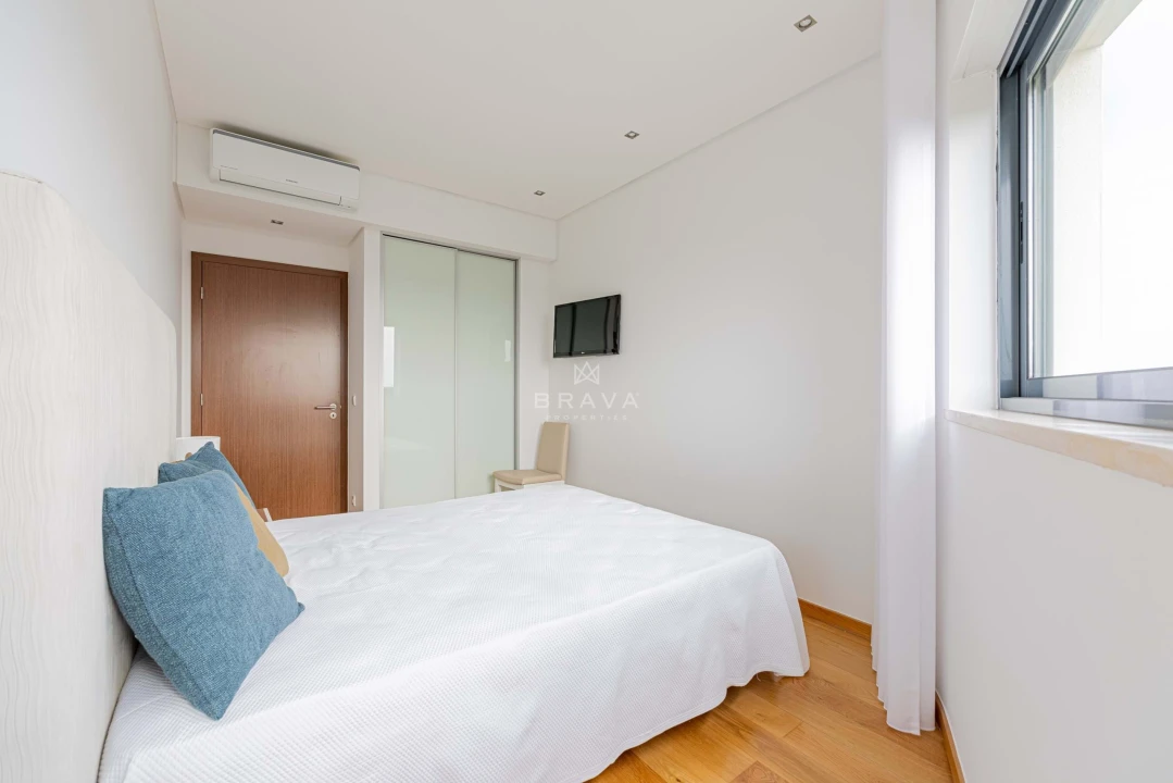 Apartamento T3 para Venda em Quarteira Foto 34