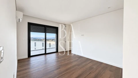 Apartamento T1 para Venda em Ferreiros e Gondizalves