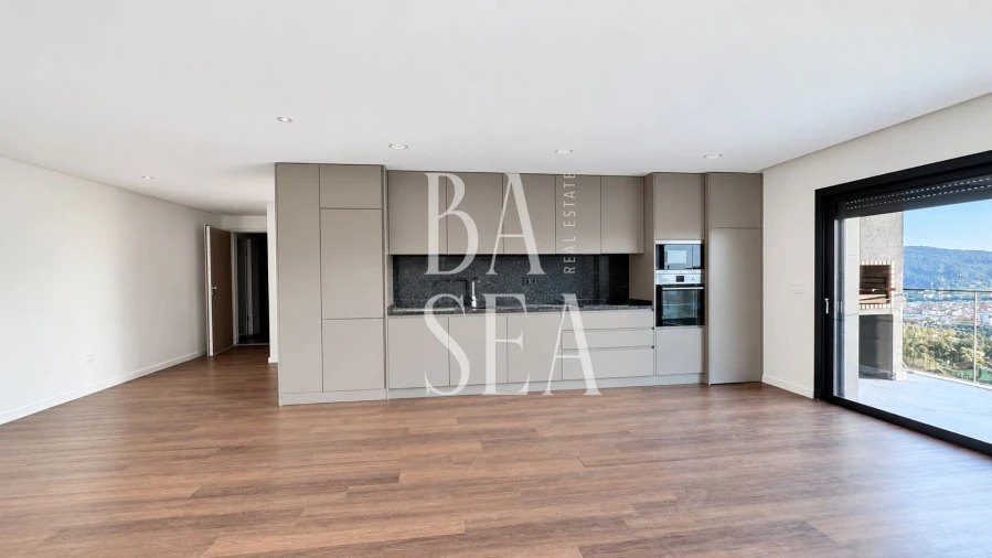 Apartamento T3 para Venda em Ferreiros e Gondizalves Foto 3