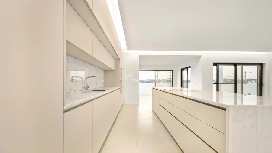 Moradia T3 para Venda em Santa Maria do Castelo e Santiago e Santa Susana Foto 10