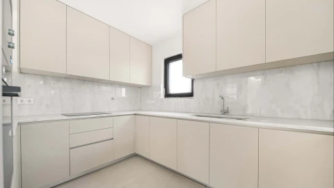 Moradia T3 para Venda em Santa Maria do Castelo e Santiago e Santa Susana