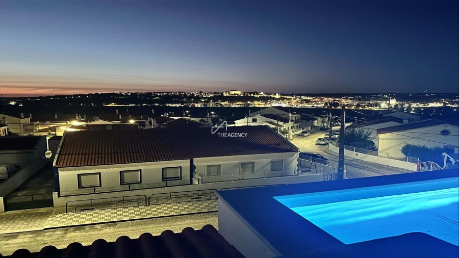 Moradia T3 para Venda em Santa Maria do Castelo e Santiago e Santa Susana Foto 29