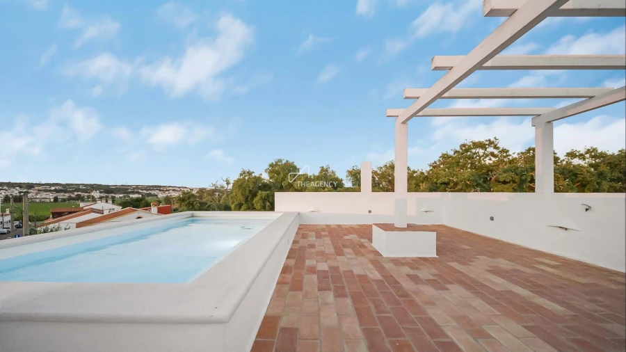 Moradia T3 para Venda em Santa Maria do Castelo e Santiago e Santa Susana