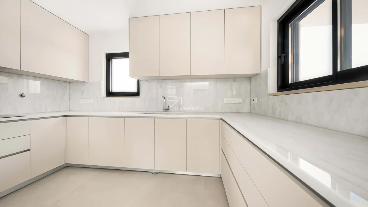 Moradia T3 para Venda em Santa Maria do Castelo e Santiago e Santa Susana Foto 6