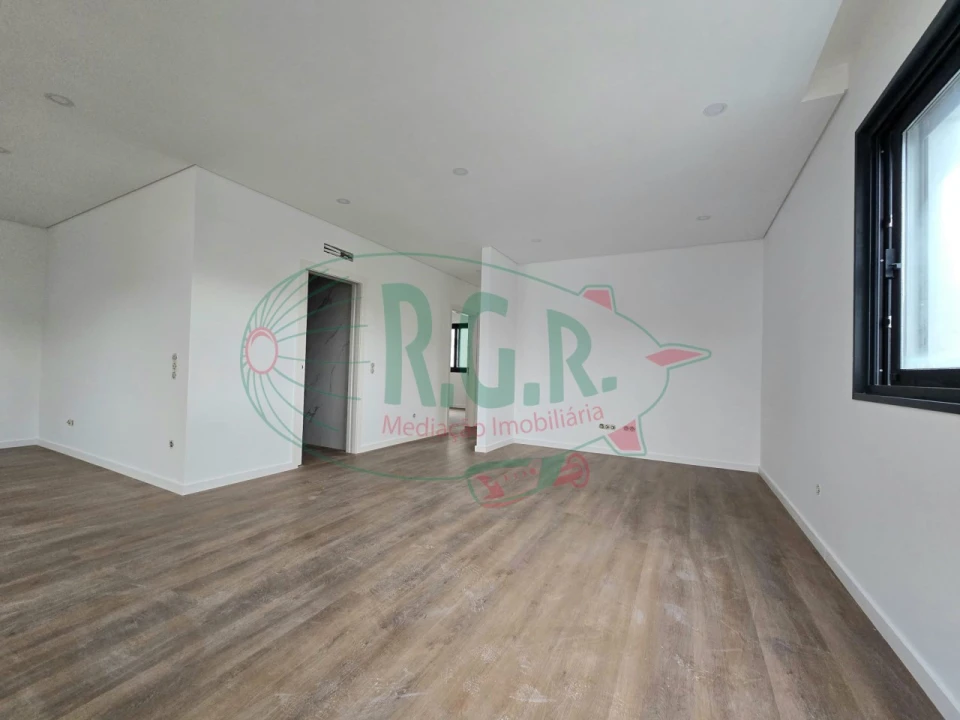 Moradia T2 para Venda em Gondomar (São Cosme), Valbom e Jovim Foto 5