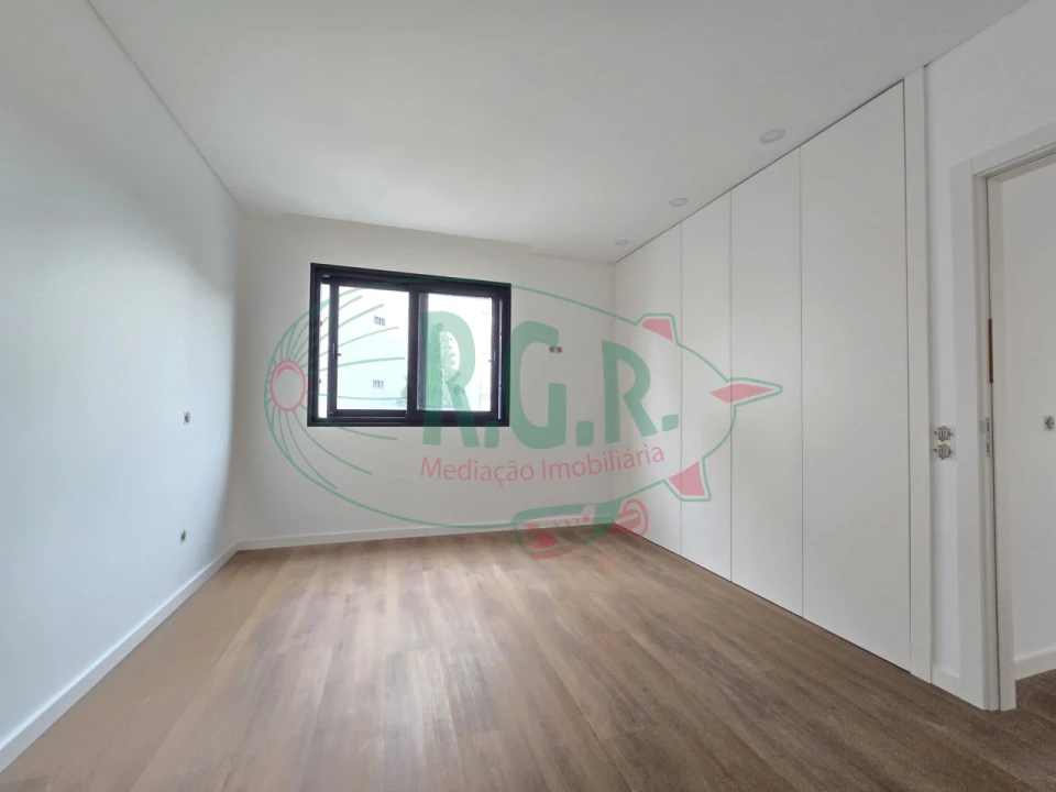 Moradia T2 para Venda em Gondomar (São Cosme), Valbom e Jovim Foto 9