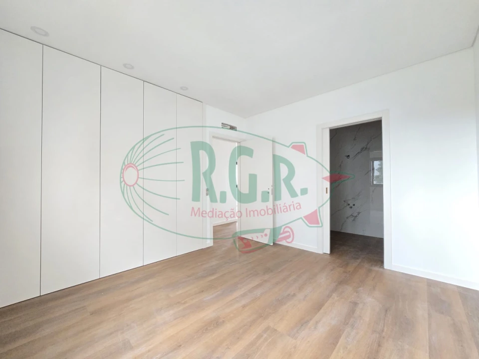 Moradia T2 para Venda em Gondomar (São Cosme), Valbom e Jovim Foto 15