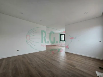 Moradia T2 para Venda em Gondomar (São Cosme), Valbom e Jovim