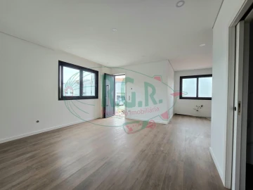 Moradia T2 para Venda em Gondomar (São Cosme), Valbom e Jovim