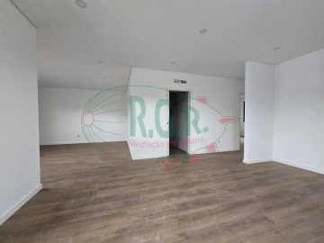 Moradia T2 para Venda em Gondomar (São Cosme), Valbom e Jovim