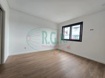 Moradia T2 para Venda em Gondomar (São Cosme), Valbom e Jovim