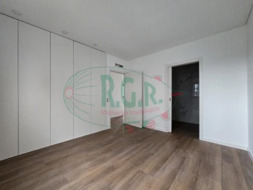 Moradia T2 para Venda em Gondomar (São Cosme), Valbom e Jovim