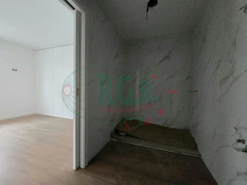 Moradia T2 para Venda em Gondomar (São Cosme), Valbom e Jovim