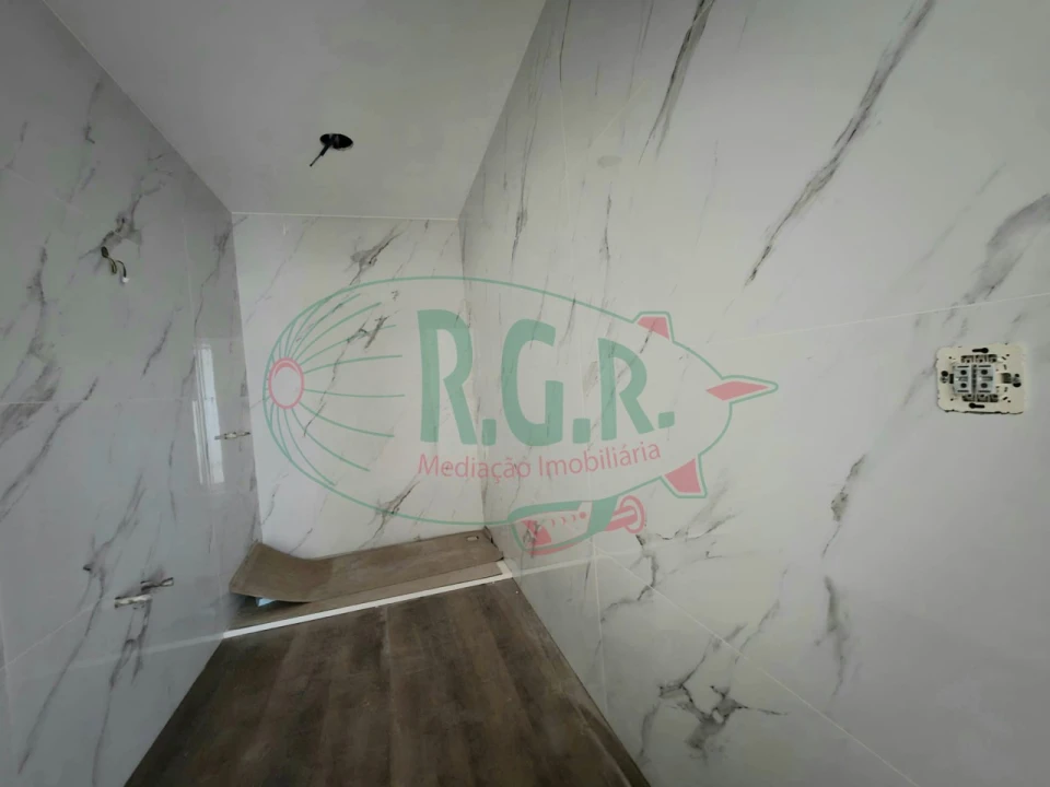 Moradia T2 para Venda em Gondomar (São Cosme), Valbom e Jovim Foto 13