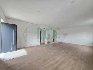 Moradia T2 para Venda em Gondomar (São Cosme), Valbom e Jovim