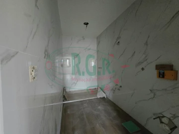 Moradia T2 para Venda em Gondomar (São Cosme), Valbom e Jovim